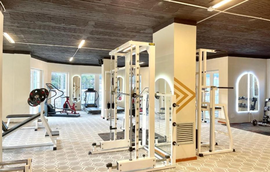 Hotel Internacional Gym & Spa Fushe-Arrez