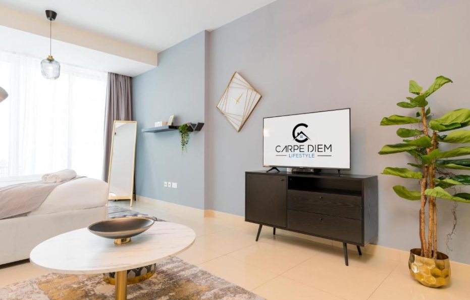 Modern Spacious Studio with Sea View – JLT