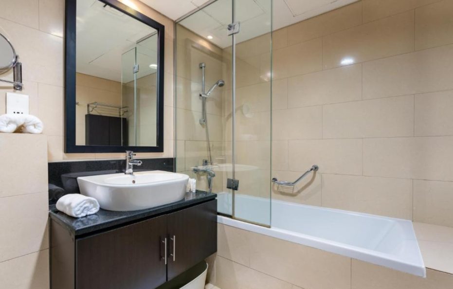 Modern Spacious Studio with Sea View – JLT