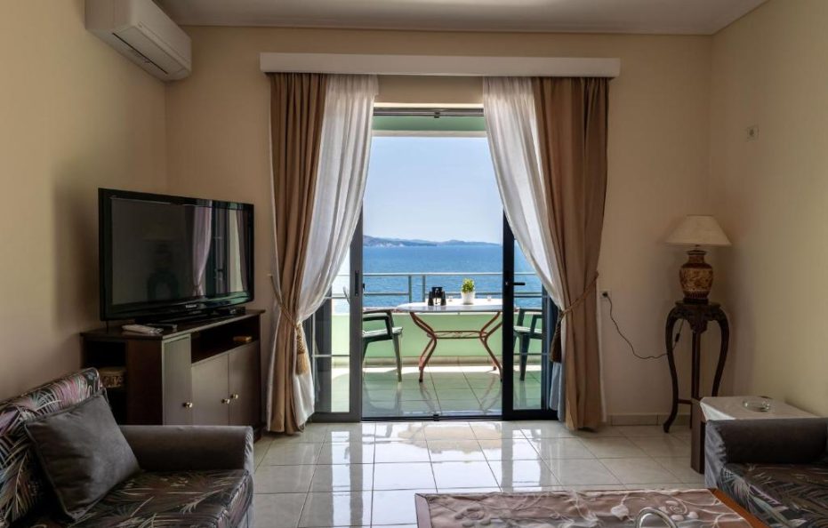 Thimios Rooms 2