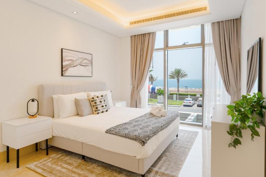 2BR with Sea View & Terrace