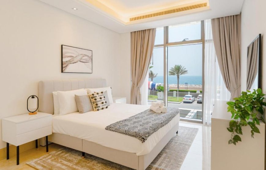 2BR with Sea View & Terrace