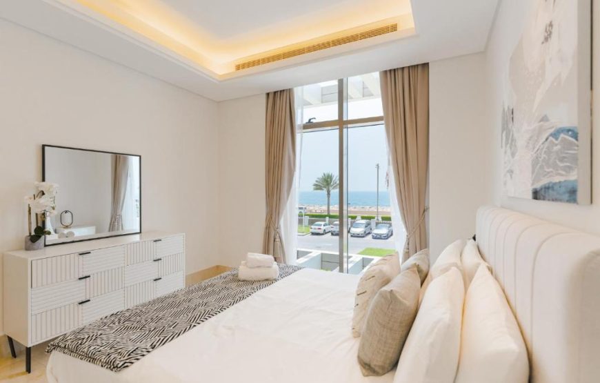 2BR with Sea View & Terrace